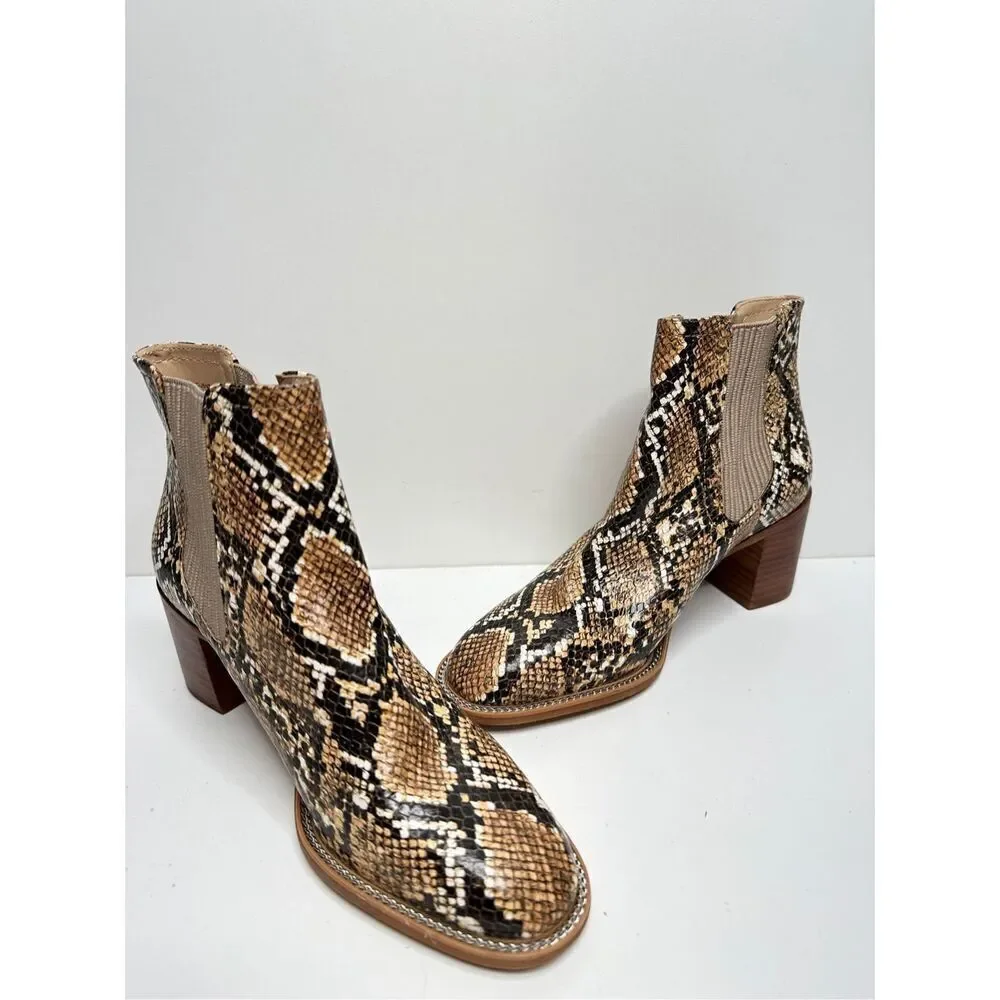 Vince‎ Camuto Boots Size 6 Leather Animal Print Almond Toe Ankle Booties